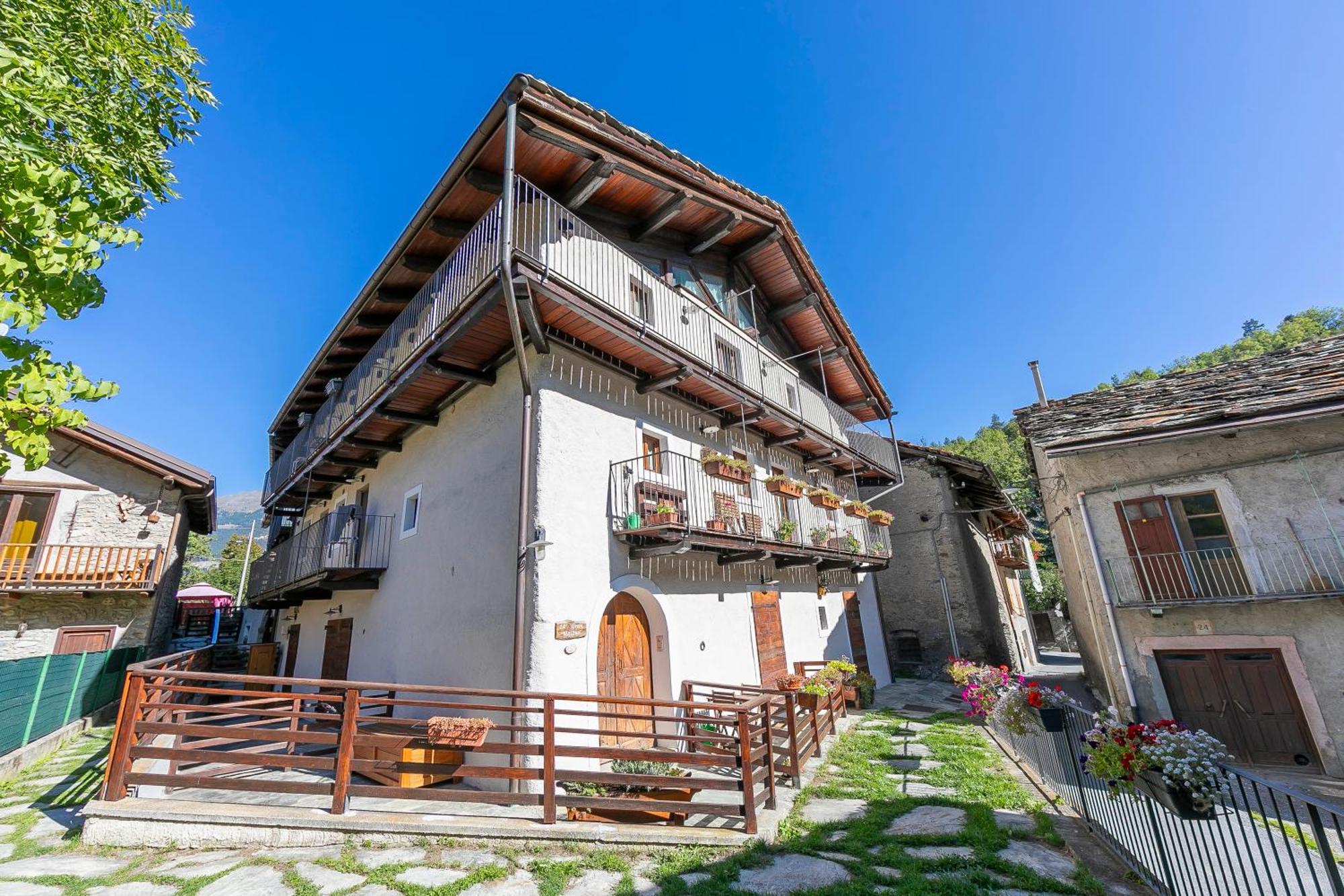 San Marco Lodge Apt Mountain Retreat - Happy Rentals Oulx Kültér fotó